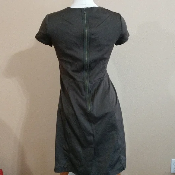 Banana Republic Juno Seamed Dress Size 8 - Picture 2 of 9